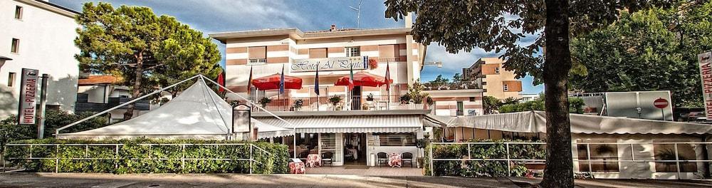 Hotel Al Ponte Lignano Sabbiadoro Exterior photo